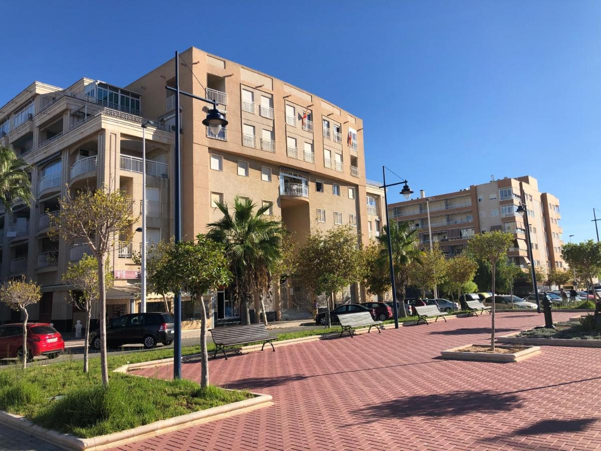 Apartamento Santa Pola"The Guitar" 300 M De La Playa מראה חיצוני תמונה